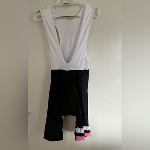 Cycling bib